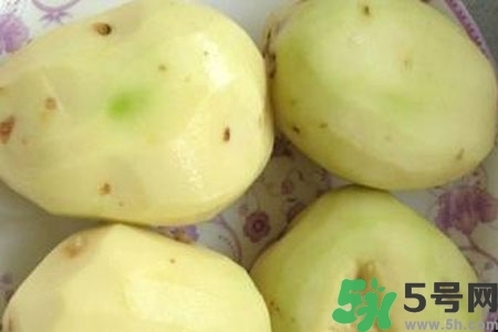 土豆发绿皮削皮后能吃吗?,土豆发绿还能吃吗?土豆发绿皮削皮后能吃吗?