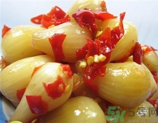 藠头的功效和作用及禁忌,腌制藠头的功效和作用