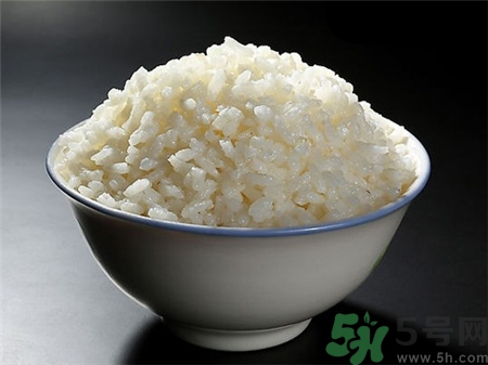米饭变红还能吃吗,米饭发红能不能吃