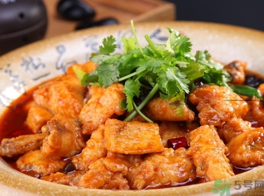 牛奶不能和什么一起吃相克,牛奶不能和什么一起吃?