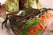 螃蟹打针是真的吗,大闸蟹打针是真的吗