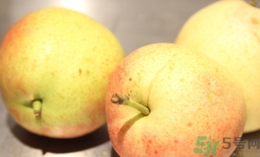 梨怎样吃止咳润肺化痰,怎么做梨治疗咳嗽