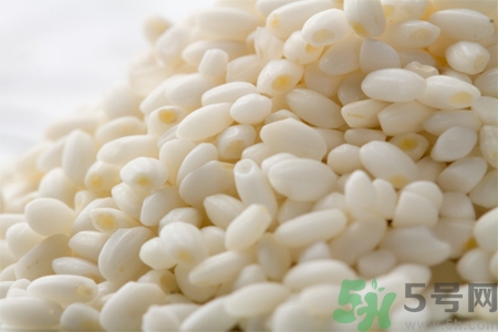 糯米的热量比大米高吗,糯米热量高不高