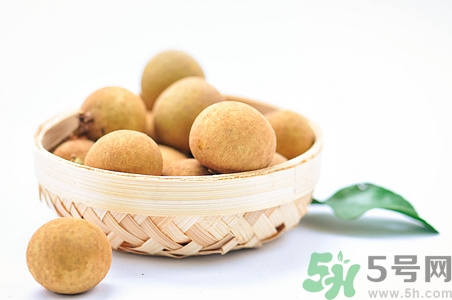 晚上吃什么水果好更容易减肥,晚上吃什么水果好一点