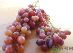 无籽葡萄是打避孕药的吗,无籽葡萄是打避孕药的吗,孕妇能吃吗