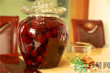 杨梅酒的作用,天天喝杨梅酒的副作用