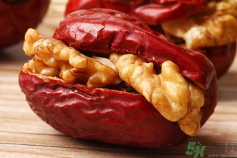 孕妇可以吃抱抱果吗,抱抱果有没有营养价值 孕妇可以吃抱抱果吗,抱抱果有没有营养价值