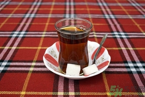 隔夜茶的用途,隔夜茶有何用途