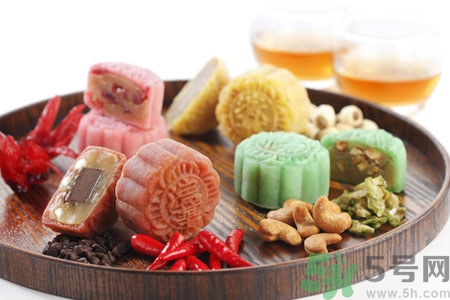 一天两次一次四分之一怎么吃,一袋三分之一分几次喝