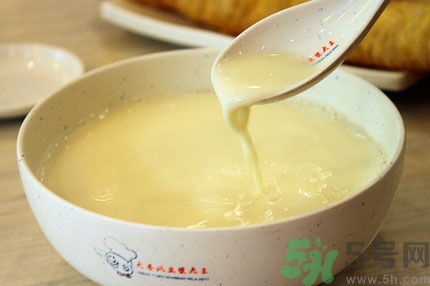 豆浆可以天天喝吗?,豆浆可以天天喝吗?每天建议喝多少? 豆浆可以天天喝吗?,豆浆可以天天喝吗?每天建议喝多少?