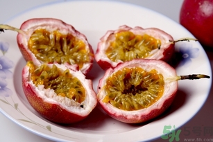 百香果和什么榨汁好喝,百香果搭配什么水果榨汁好喝 百香果和什么榨汁好喝,百香果搭配什么水果榨汁好喝