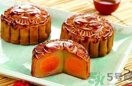 老年人吃月饼的危害,月饼可以怎么吃