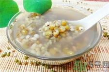 薏仁绿豆粥的功效,薏仁绿豆粥的功效禁忌
