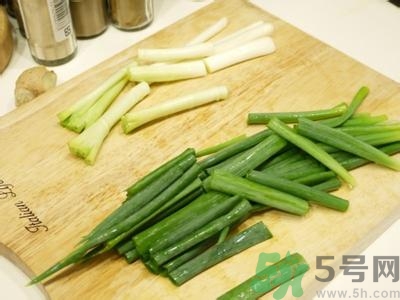 蜂蜜禁忌和注意事项,蜂蜜的食用方法和禁忌