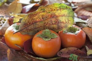 柿子不能和什么一起吃会中毒,柿子不能和什么一起吃?