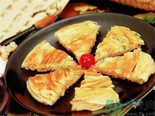 家常烙鸡蛋饼的做法,家庭版鸡蛋饼的简单做法