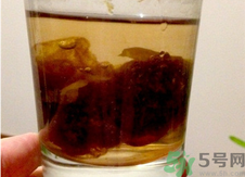 胖大海和菊花一起泡水喝的功效,胖大海和菊花泡水喝的功效