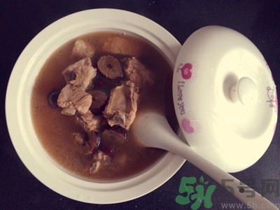 排骨当归汤的做法和功效,当归排骨汤还可以加什么炖