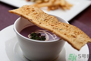 一条紫薯的热量是多少,紫薯一百克的热量 一条紫薯的热量是多少,紫薯一百克的热量