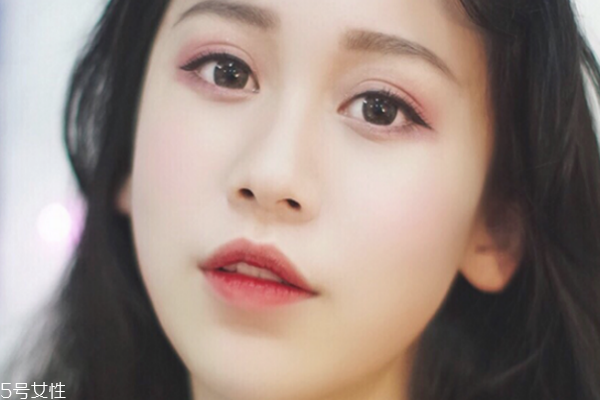 星空妆容图片大全,化妆的星星怎么洗 星空妆容图片大全,化妆的星星怎么洗