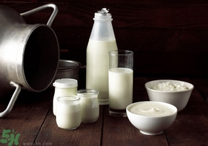 一天喝酸奶喝多了会怎样,什么样的酸奶适合减肥喝