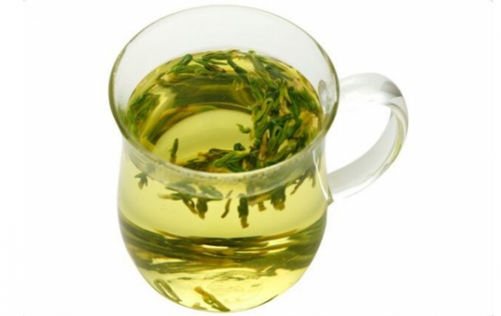 莲子心泡水的功效和主治,作用,禁忌,莲子心泡水喝的功效 莲子心泡水的功效和主治,作用,禁忌,莲子心泡水喝的功效