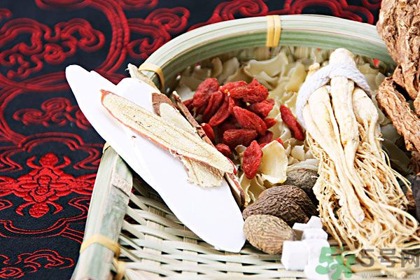 冬天吃茯苓好吗,常吃茯苓有什么好处