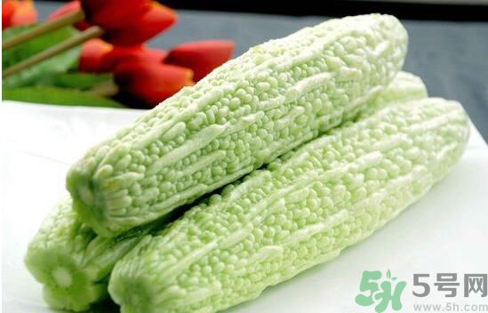 如何挑选苦瓜,苦瓜禁忌什么 如何挑选苦瓜,苦瓜禁忌什么