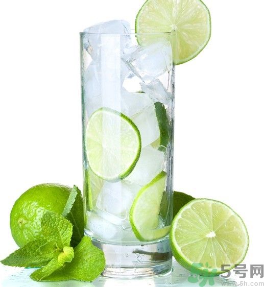 头和脸痒是怎么回事,为什么脸上很痒