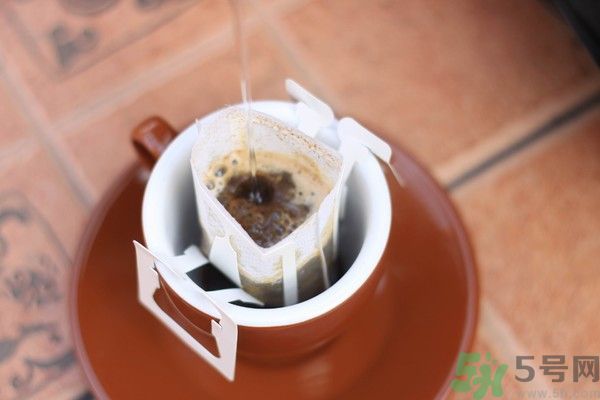 挂耳咖啡一定要手冲壶,手冲咖啡 挂耳咖啡 区别