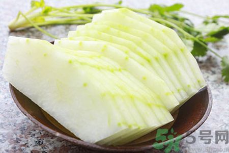 冬瓜可以去眼袋吗,冬瓜怎么去眼袋