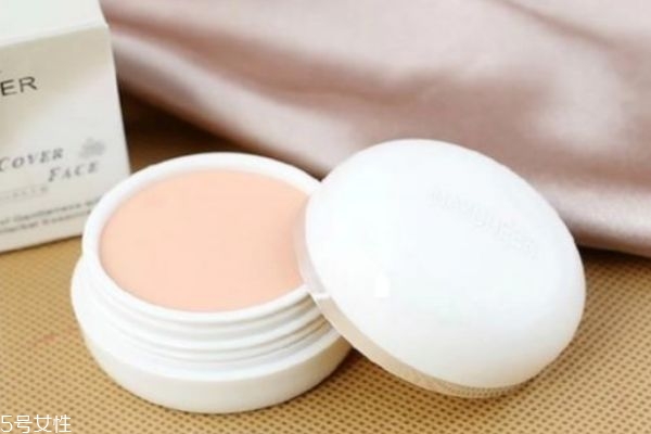 男生冬天适合染什么颜色的头发,男生冬天染发适合什么颜色