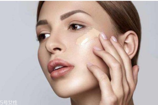 桃花玫红口红是什么颜色,桃红色口红图片