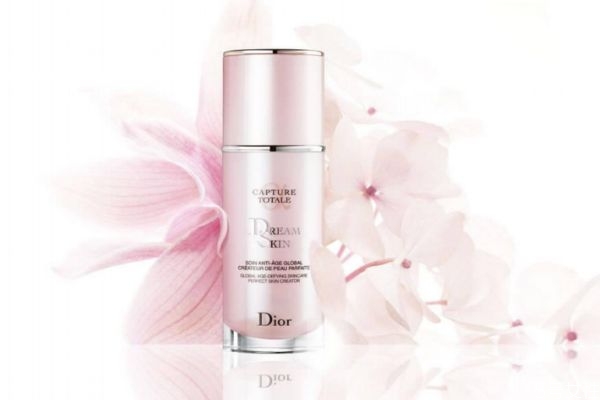 迪奥修颜乳怎么用,迪奥修颜乳的使用步骤 迪奥修颜乳怎么用,迪奥修颜乳的使用步骤