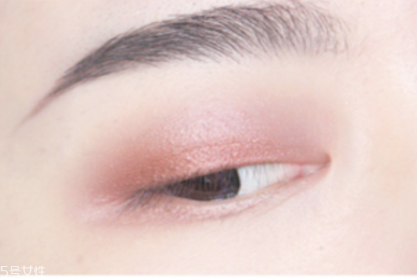 染眉膏能当睫毛膏用吗,染眉膏可以染睫毛吗