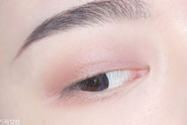 大眼妆怎么画视频教程,大眼睛妆容怎么画