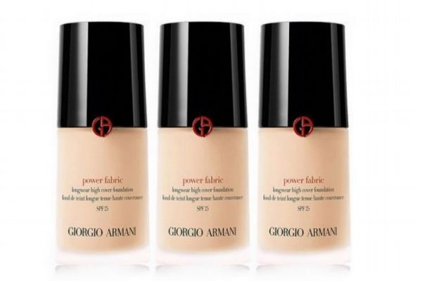 阿玛尼粉底液红标好用还是蓝标,阿玛尼蓝标跟红标的粉底液有什么区别