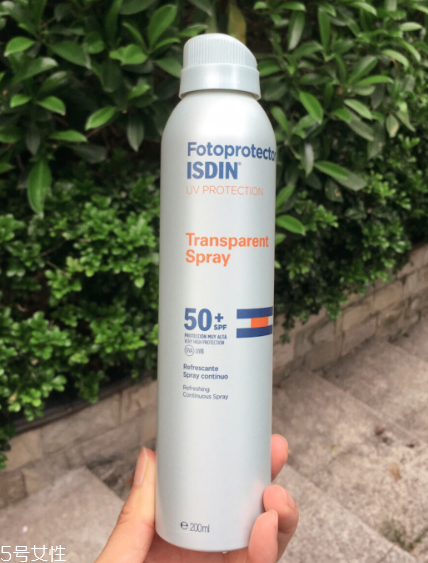 bb霜如何使用不会浮粉,怎样擦bb霜脸上不浮粉