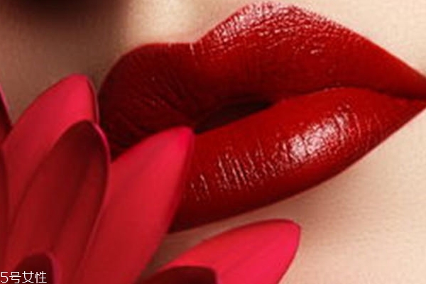 安瓶白天可以用吗,安瓶白天可以用吗?安瓶白天用还是晚上用?