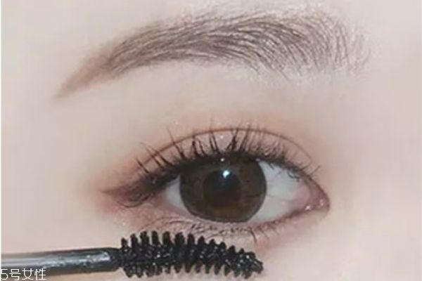 缩小乳头乳晕手术后遗症(乳晕缩小术会留疤)