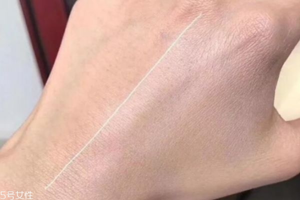 一张脸的防晒用量图片,防晒一次用多少的量