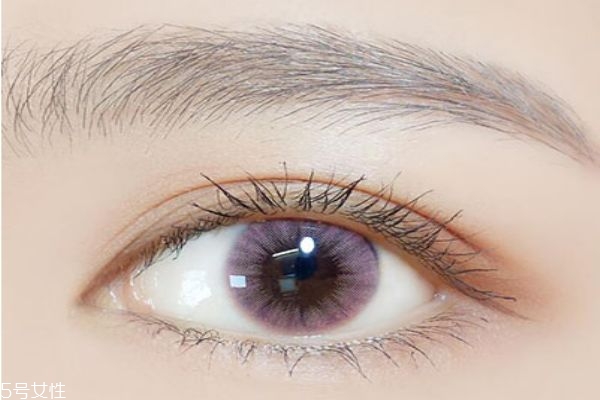 紫色眼影配什么口红好看,紫色眼影配什么口红和腮红