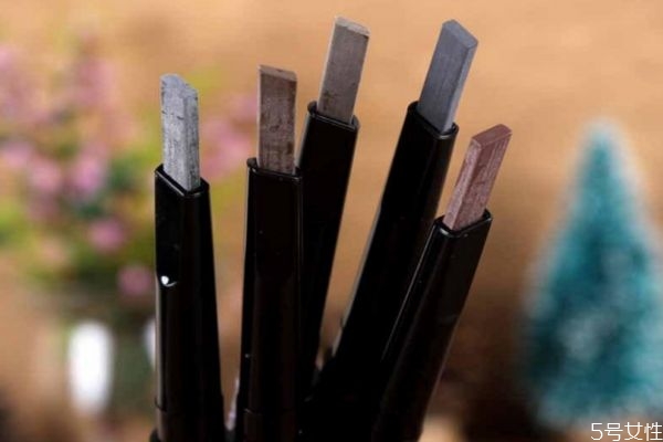 睫毛哪个牌子好用,假睫毛品牌十大排行