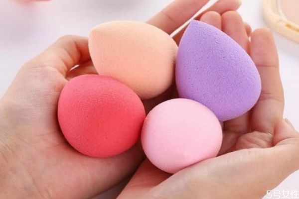 为什么美妆蛋有贵有便宜,美妆蛋需要买贵的吗