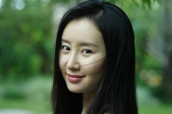 眼距窄怎么化妆调整,眼距宽如何画眼妆