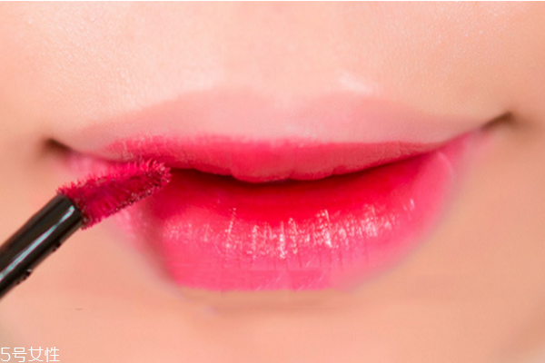 男生送女孩口红代表什么意思,男生送女孩子口红代表什么