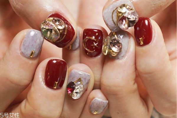 用口红怎么画腮红视频,用口红当腮红怎么画