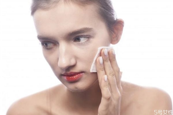 卸妆可以不洗脸就睡吗?,卸完妆不洗脸可以睡觉吗