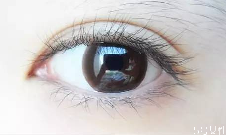 为什么戴大直径的美瞳不好看,美瞳戴大直径好看还是小直径好看