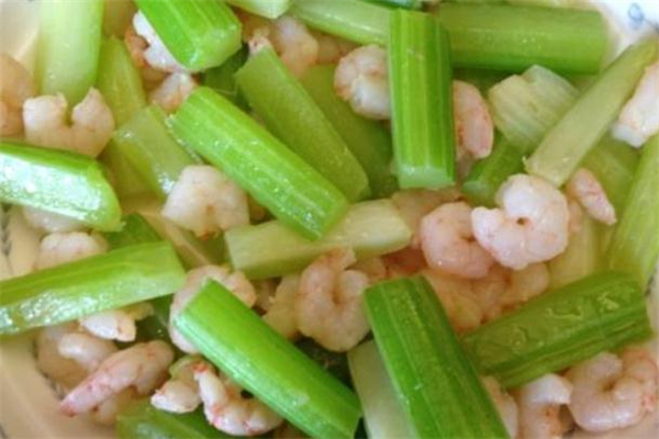 哺乳期怎么吃西芹好(哺乳期能吃西芹吗) 哺乳期怎么吃西芹好(哺乳期能吃西芹吗)